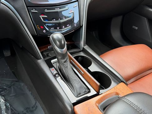 Used 2015 Cadillac XTS Premium image 38