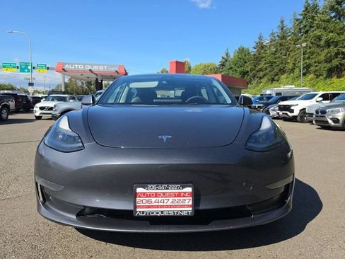 Used 2023 Tesla Model 3 Standard Range RWD image 18