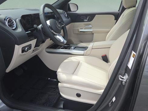 New 2026 Mercedes-Benz GLA 250 image 9