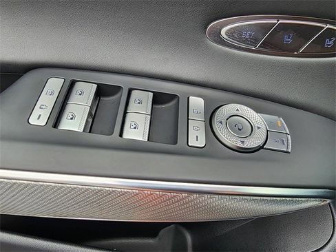 Used 2024 Genesis GV70 3.5T Sport image 22