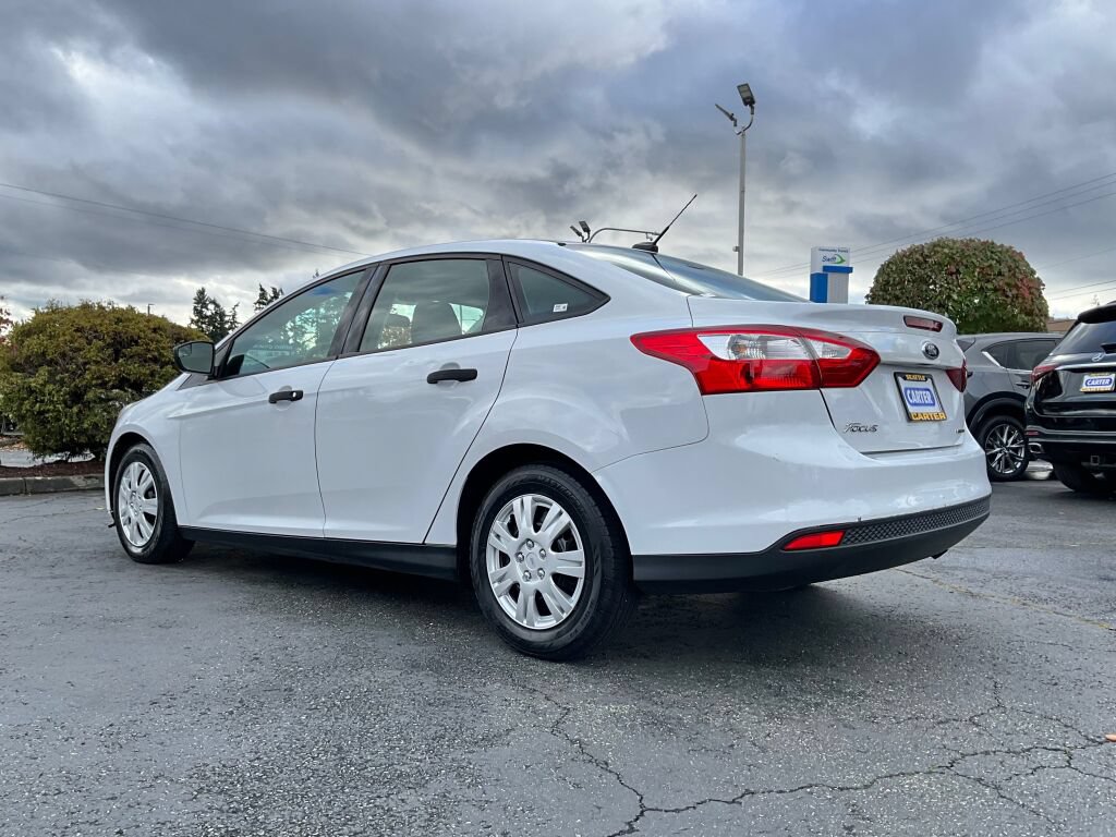 Used 2013 Ford Focus S FWD image 5