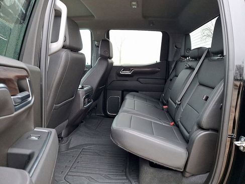 Used 2022 GMC Sierra 1500 SLT image 10