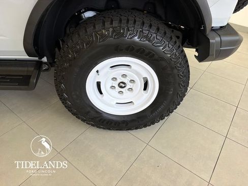 New 2026 Ford Bronco Heritage Edition AWD/4WD image 31