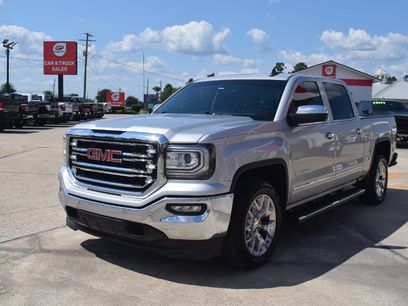 Used 2017 GMC Sierra 1500 SLT w/ SLT Premium Package