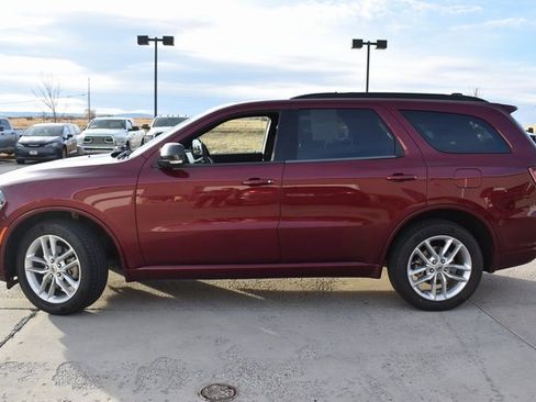Used 2023 Dodge Durango GT image 8