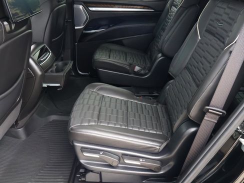 Used 2025 Cadillac Escalade Sport Platinum image 29