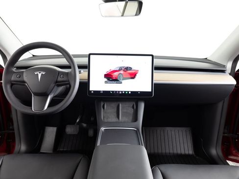 Used 2024 Tesla Model Y Long Range AWD/4WD image 36