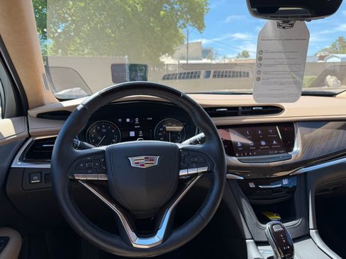 Certified 2024 Cadillac XT6 Premium Luxury w/ Platinum Package AWD/4WD image 17