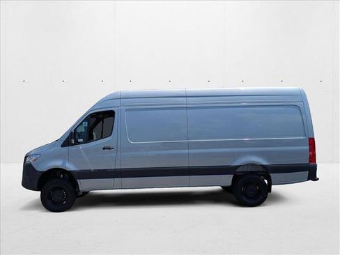 New 2025 Mercedes-Benz Sprinter 2500 image 5