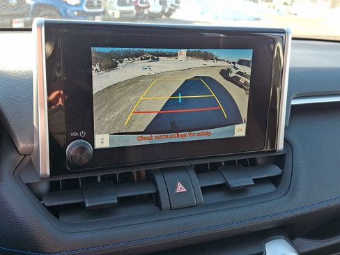 Certified 2023 Toyota RAV4 SE image 21