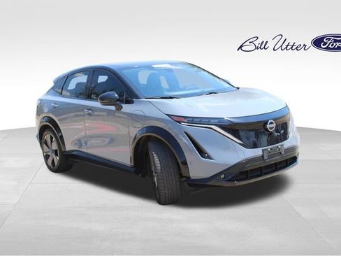 Used 2023 Nissan Ariya AWD/4WD image 3