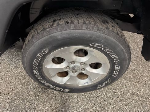 Used 2018 Jeep Wrangler Sport image 15