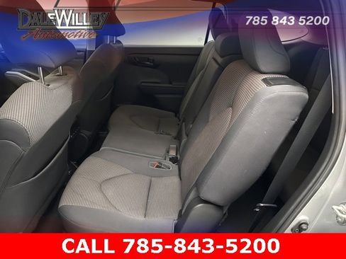 Used 2023 Toyota Highlander LE image 17