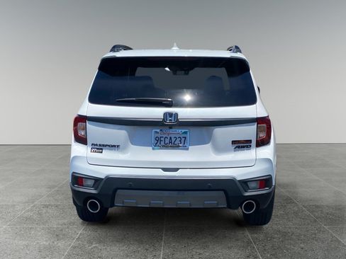 Used 2023 Honda Passport TrailSport image 4