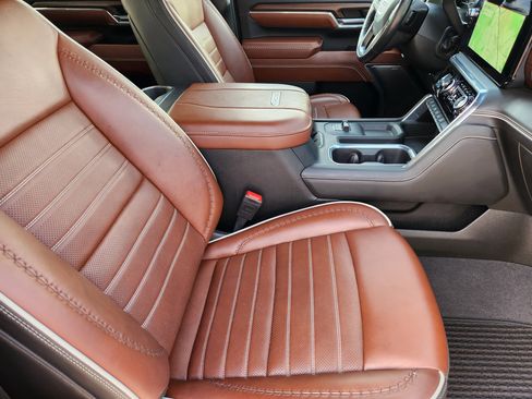 Certified 2024 GMC Sierra 2500 Denali Ultimate image 14