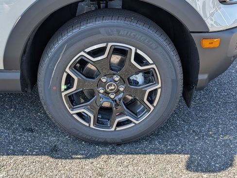 New 2025 Ford Bronco Sport Outer Banks w/ Outer Banks Tech Package+ image 6