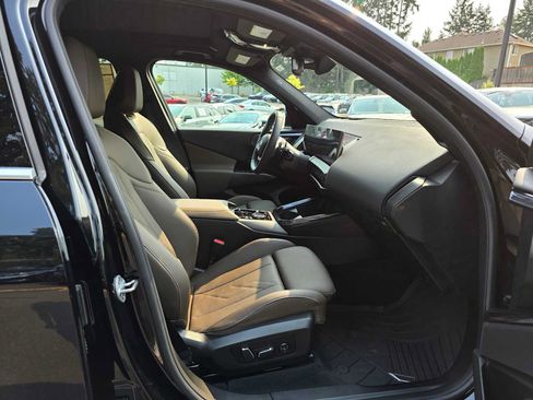 Used 2025 BMW X3 xDrive30i w/ Premium Package AWD/4WD image 10