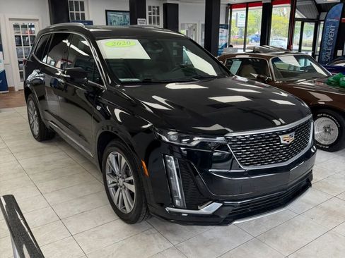 Used 2020 Cadillac XT6 Premium Luxury AWD/4WD image 3