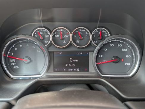 Used 2021 Chevrolet Suburban RST AWD/4WD image 23