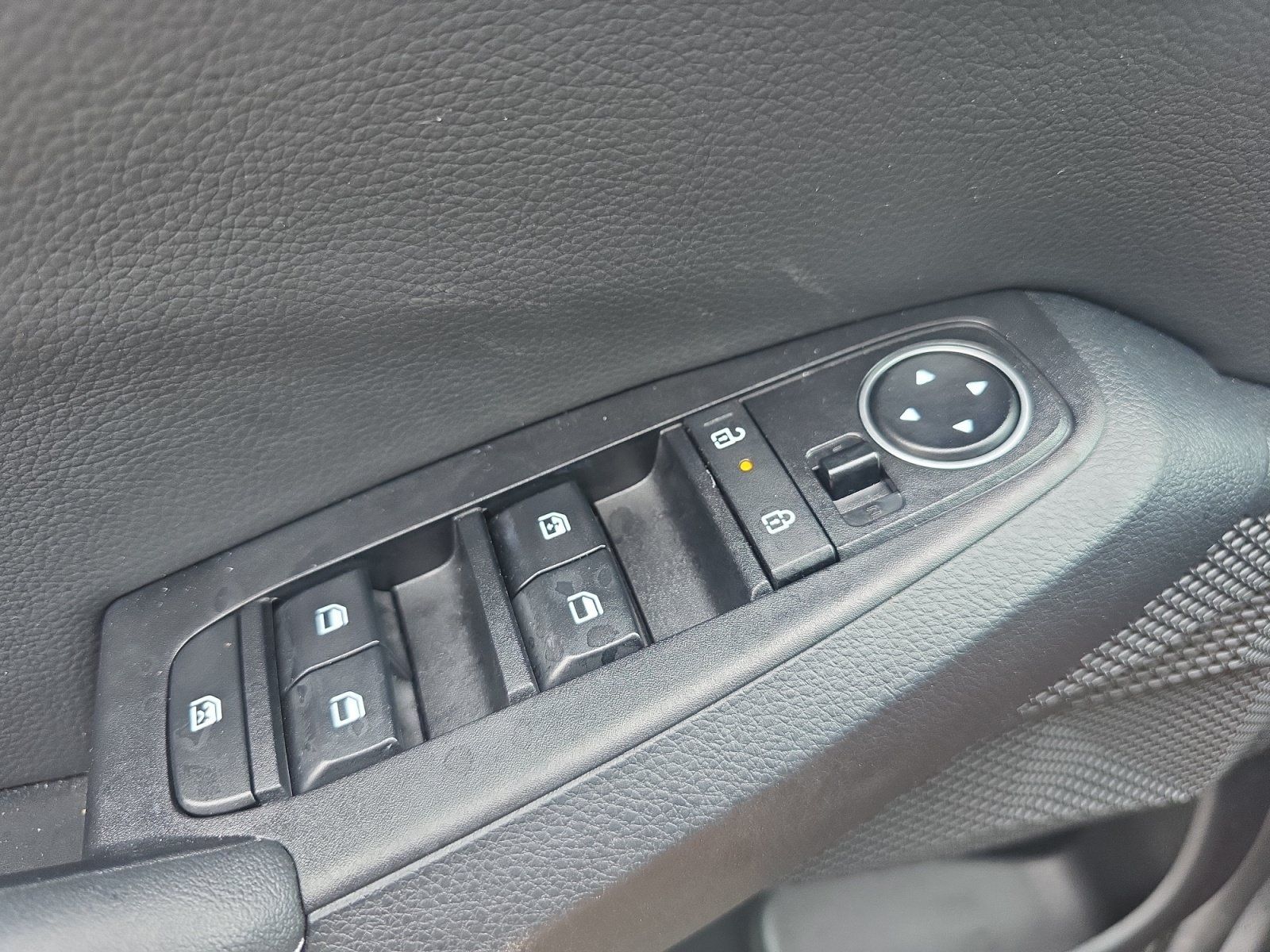 Certified 2025 Kia Seltos S AWD/4WD image 27