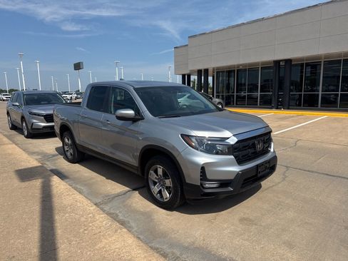 Used 2025 Honda Ridgeline RTL image 7