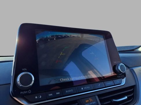 Used 2024 Nissan Altima 2.5 SR image 6