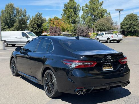 Used 2024 Toyota Camry XSE FWD image 3