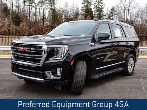 Used 2023 GMC Yukon SLT image 3