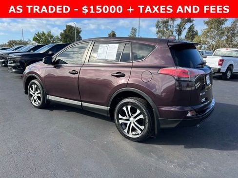 Used 2018 Toyota RAV4 LE w/ All Weather Liner Package image 4