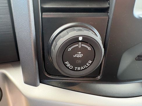 Used 2022 Ford F150 XLT w/ Trailer Tow Package image 34