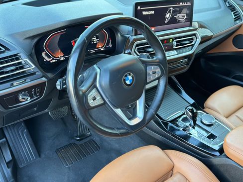 Used 2024 BMW X3 sDrive30i w/ Premium Package image 4