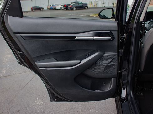 Used 2021 Kia Seltos LX AWD/4WD image 16