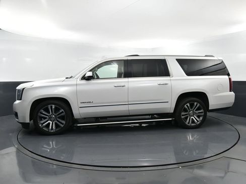 Used 2019 GMC Yukon XL Denali w/ Denali Ultimate Package image 8