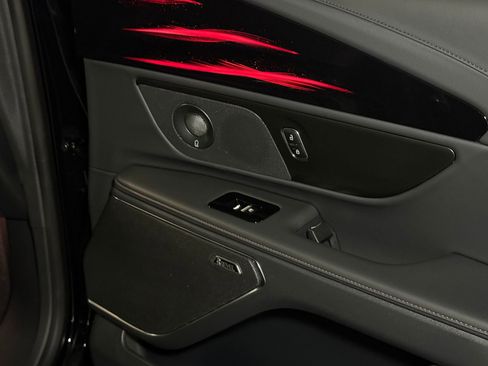 New 2026 Lincoln Nautilus Reserve w/ Jet Appearance Package AWD/4WD image 10