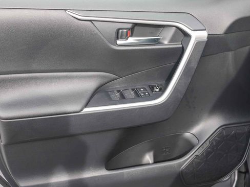 Certified 2023 Toyota RAV4 XLE w/ Convenience Package image 21