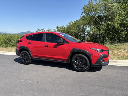 Used 2024 Subaru Crosstrek 2.0i AWD/4WD image 7