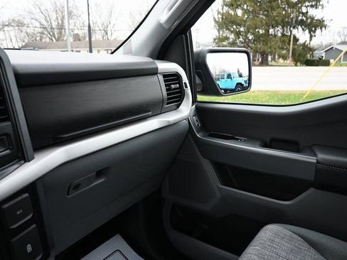 Used 2023 Ford F150 XLT image 27