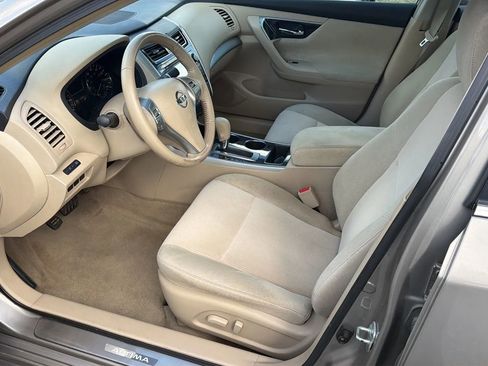 Used 2013 Nissan Altima 2.5 SV w/ 2.5SV Convenience Pkg image 22