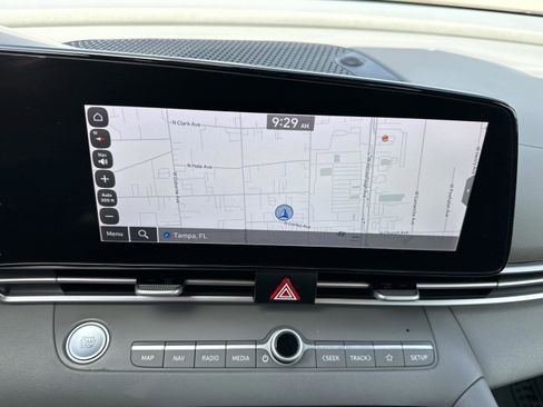 Used 2023 Hyundai Elantra SEL w/ Convenience Package image 36