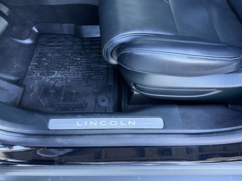 Used 2022 Lincoln Corsair Reserve w/ Equipment Group 201A image 13