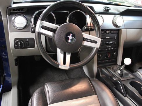 Used 2007 Ford Mustang GT Premium image 33