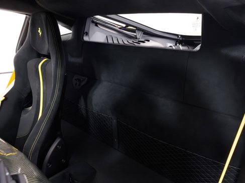 Used 2020 Ferrari 488 Pista Coupe RWD image 40