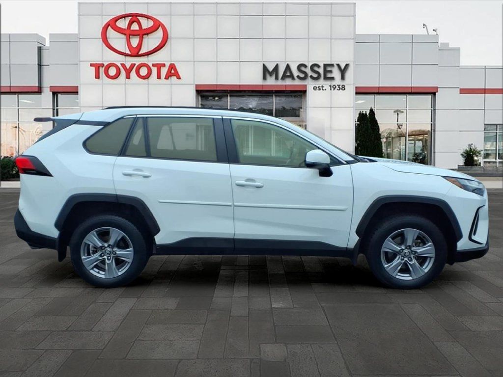 Used 2024 Toyota RAV4 XLE w/ Convenience Package AWD/4WD image 3