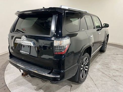 Used 2015 Toyota 4Runner Limited image 9
