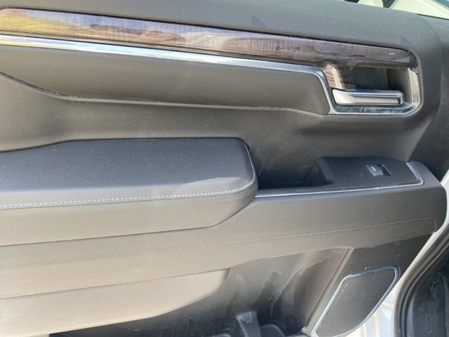 Used 2022 Chevrolet Silverado 1500 LTZ AWD/4WD image 12