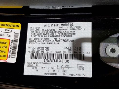 Used 2024 Ford Mustang GT Premium image 34