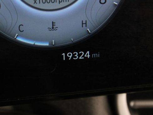 Certified 2024 Hyundai Elantra SEL FWD image 27
