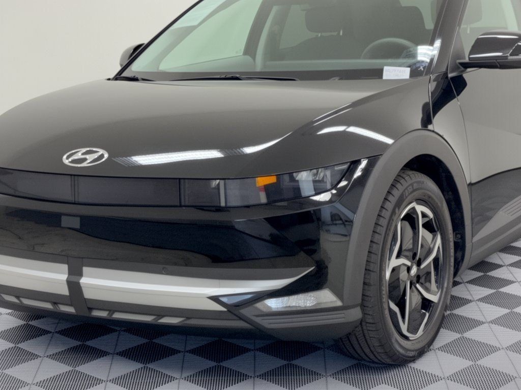 Used 2024 Hyundai Ioniq 5 SEL AWD/4WD image 12