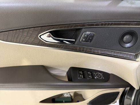 Used 2019 Lincoln Nautilus Reserve image 15