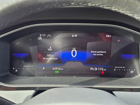 Used 2025 Volkswagen Jetta SE image 23